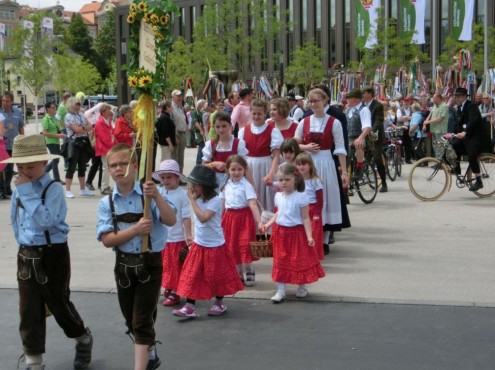 Landesfest_Reutlingen_2014 (2) Trachtenumzug beim Landesfest 2014 in Reutlingen