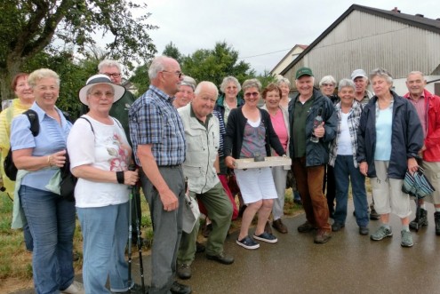 Sternwanderung OG Neuhausen_31072016 (Medium) Sternwanderung OG Neuhausen_31072016 (Medium)